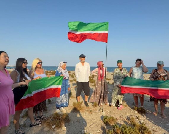 ТАТАРЛАР АНТАЛИЯДӘ ЙОСЫФ АКЧУРАНЫ ИСКӘ АЛДЫ